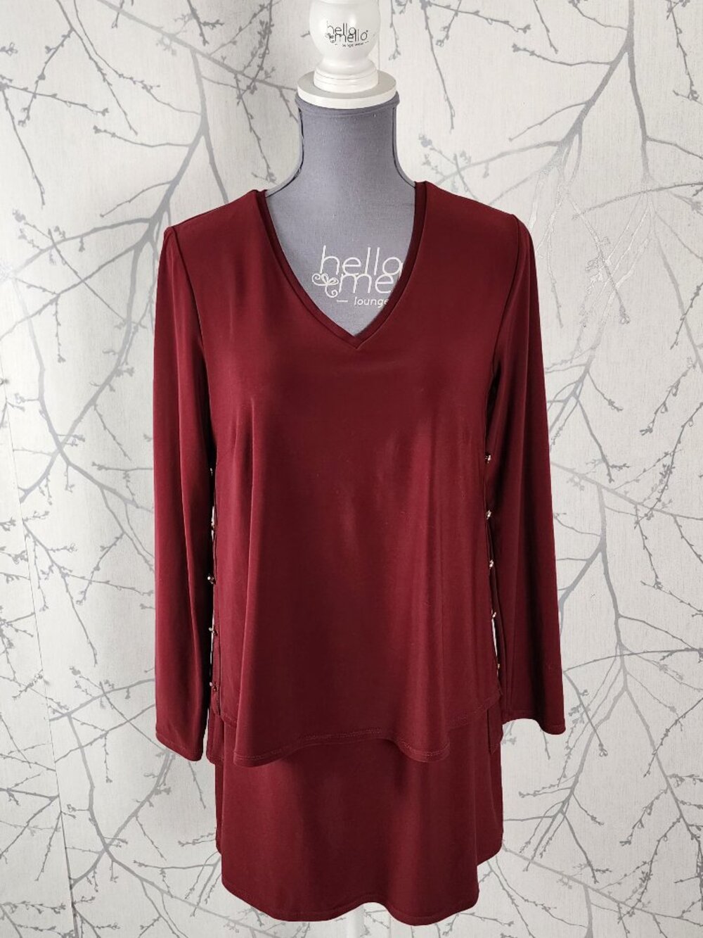 Cartise Dark Red Stretch Jersey Knit V-Neck Tiered Tunic